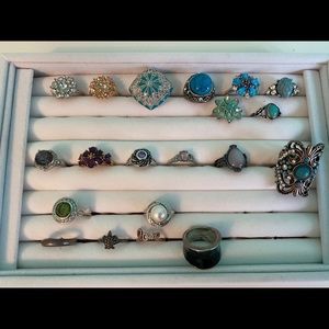 Apx 16 rings for sale apx size 7 and 7.5 - read